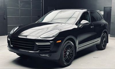 2015 Porsche Cayenne Turbo