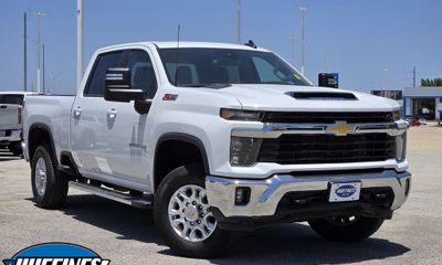 2025 Chevrolet Silverado HD LT
