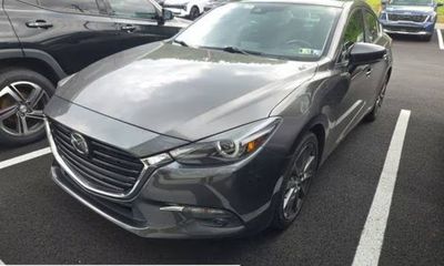 2018 Mazda MAZDA3 Grand Touring