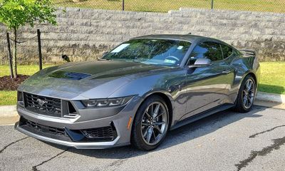 2024 Ford Mustang Dark Horse