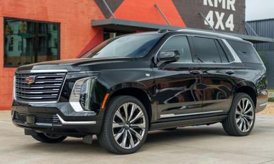 2026 Cadillac Escalade Platinum Luxury