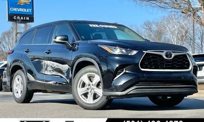2022 Toyota Highlander L