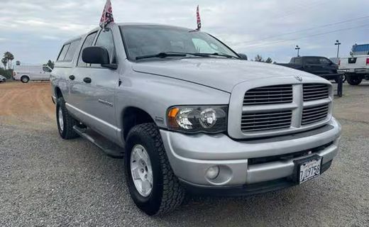 2004 Dodge RAM SLT