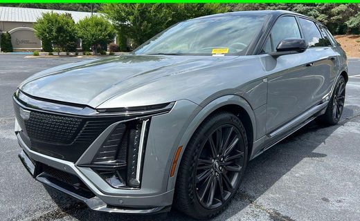 2026 Cadillac Lyriq V Premium