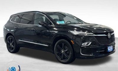 2023 Buick Enclave Essence