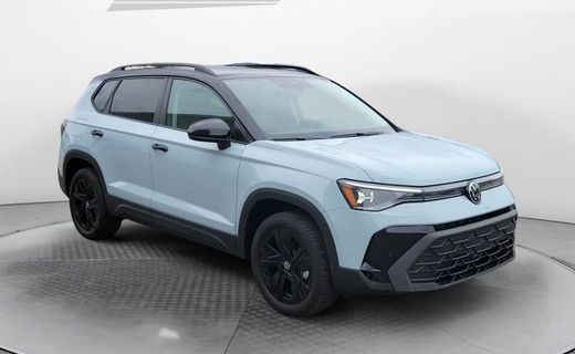 2026 Volkswagen Taos SE Black