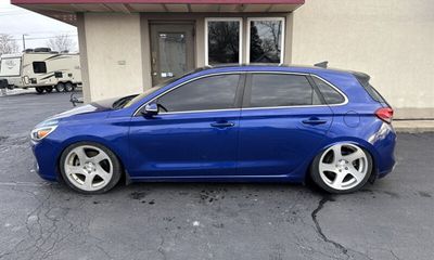 2018 Hyundai Elantra GT Sport