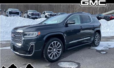 2022 GMC Acadia Denali