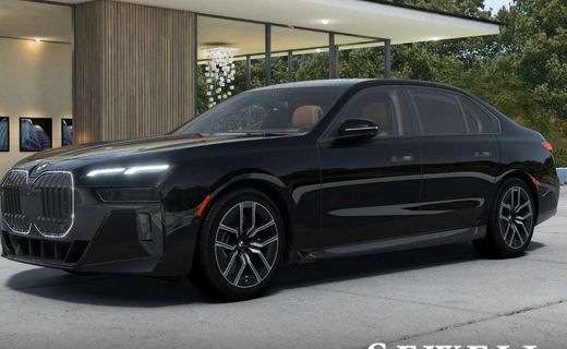 2026 BMW 740I