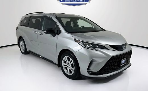 2023 Toyota Sienna XSE