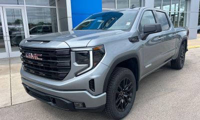 2026 GMC Sierra Elevation