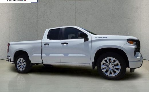 2026 Chevrolet Silverado Custom
