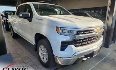 2024 Chevrolet Silverado LT