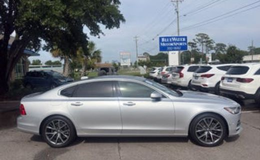 2018 Volvo S90 Momentum