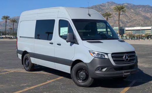 2025 Mercedes-Benz Sprinter 907