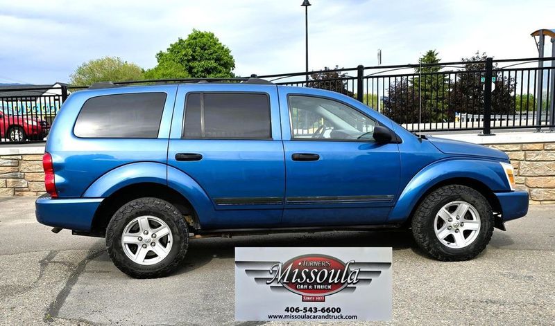 2005 Dodge Durango — a typically priced live listing