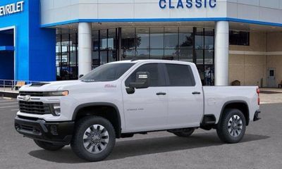2026 Chevrolet Silverado HD Custom