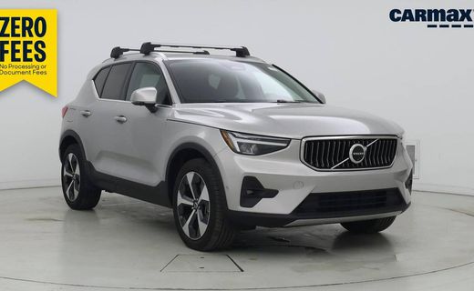 2024 Volvo XC40 Plus Bright