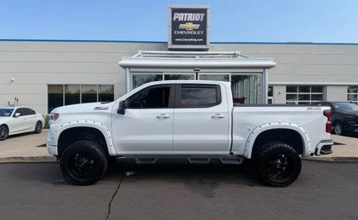 2023 Chevrolet Silverado RST