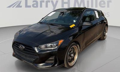 2019 Hyundai Veloster 2 0L AND