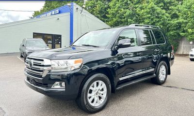 2016 Toyota Land Cruiser VX R