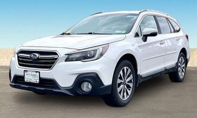2018 Subaru Outback Touring M R