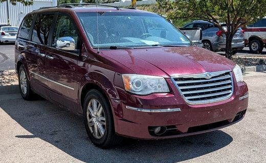 2008 Chrysler Town AND Country Limited