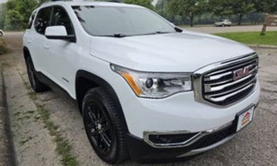 2019 GMC Acadia SLE 1
