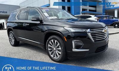 2023 Chevrolet Traverse Premier