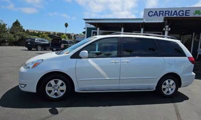 2004 Toyota Sienna XLE