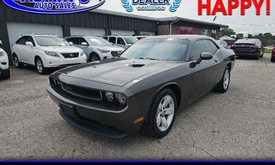2014 Dodge Challenger Base