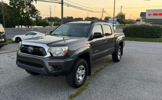 2013 Toyota Tacoma Delux