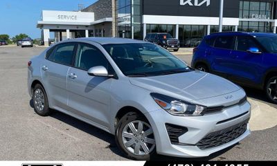2023 Kia RIO LX S