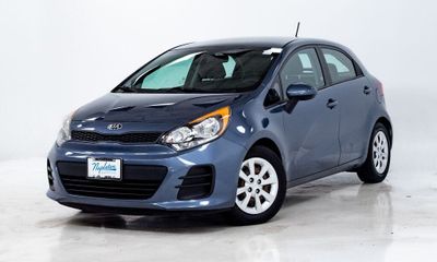 2016 Kia RIO LX A T