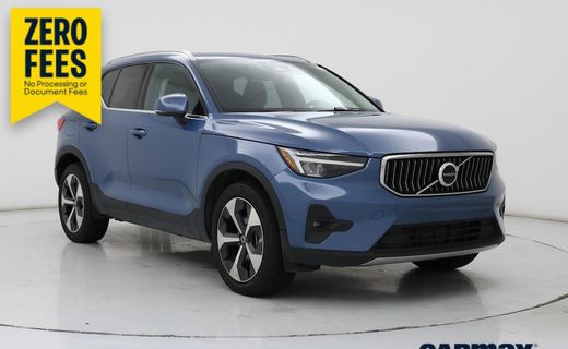 2025 Volvo XC40 Plus Bright