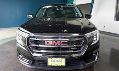 2024 GMC Terrain SLT