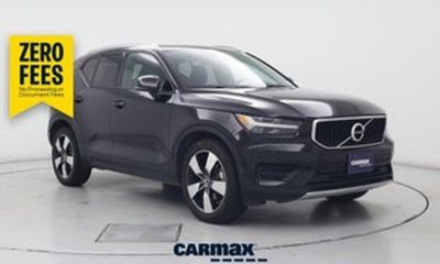 2019 Volvo XC40 Momentum