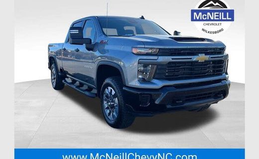 2026 Chevrolet Silverado HD Custom