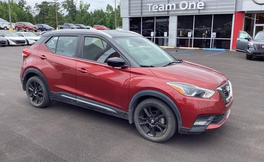 2020 Nissan Kicks SR