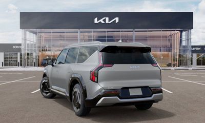 2024 Kia EV9 Land