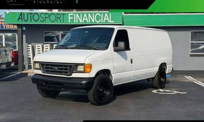 2005 Ford E-250