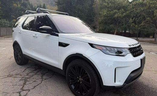 2017 Land Rover Discovery HSE Luxury