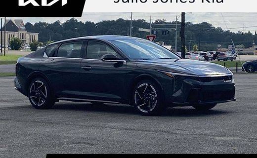 2026 Kia K4