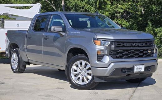 2024 Chevrolet Silverado Custom