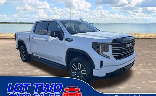 2025 GMC Sierra AT4