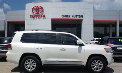 2018 Toyota Land Cruiser