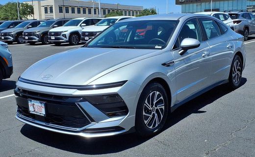 2026 Hyundai Sonata Blue