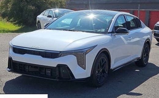 2026 Kia K4