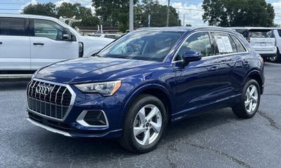2022 Audi Q3 Quattro Premium