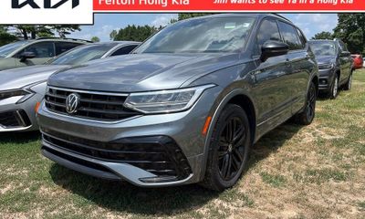 2022 Volkswagen Tiguan 4Motion SE R
